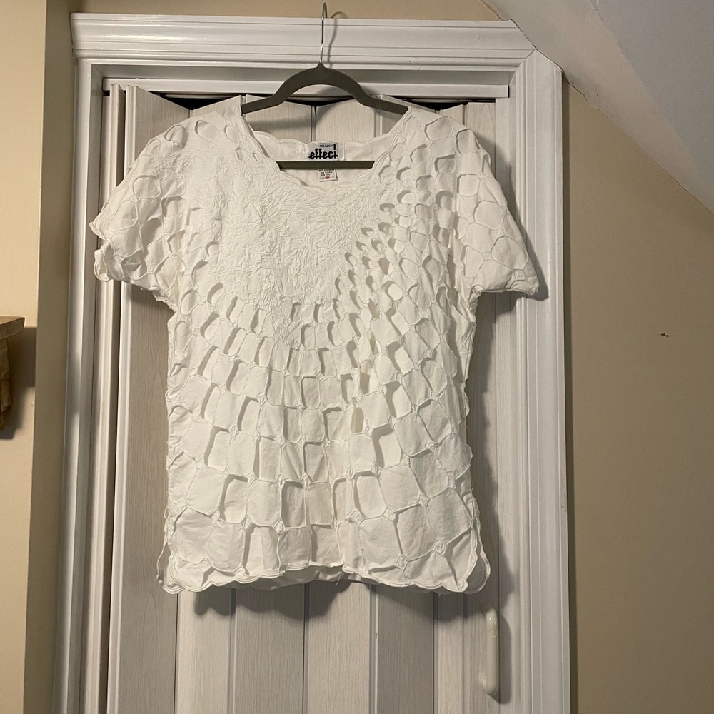 Creazioni effect White Cut Out Top With Embroidery NWOT